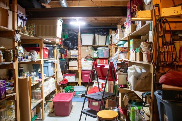 61691 Wintergreen Road, Lore City, OH 43755