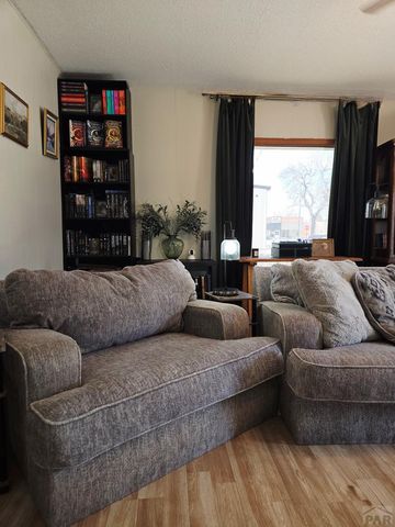 205 3rd St, Swink, CO 81077