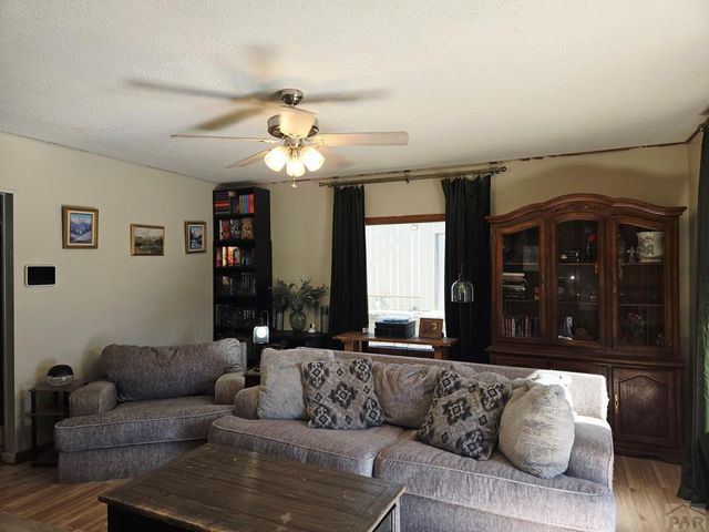 205 3rd St, Swink, CO 81077