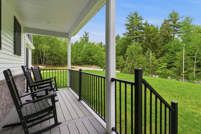 8 Arrowwood Road, New Boston, NH 03070