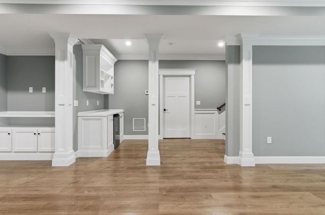 8 Arrowwood Road, New Boston, NH 03070