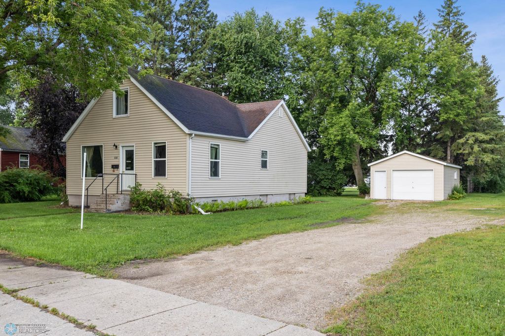 306 S 2nd Street W, Ada, MN 56510