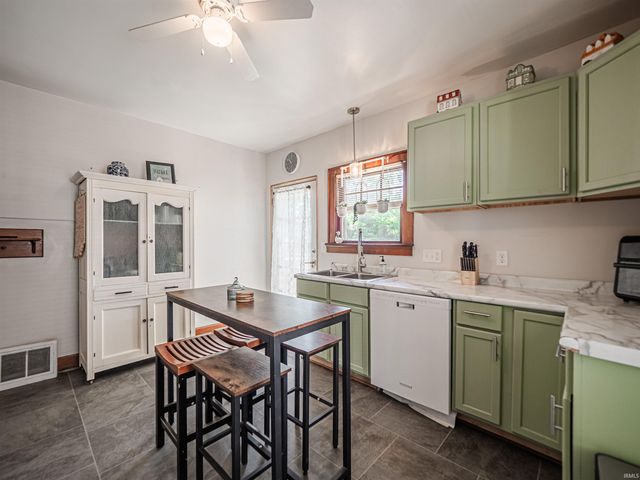 619 Keck Avenue, Evansville, IN 47711