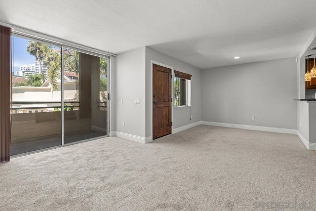 3957 Nobel Dr 208, San Diego, CA 92122