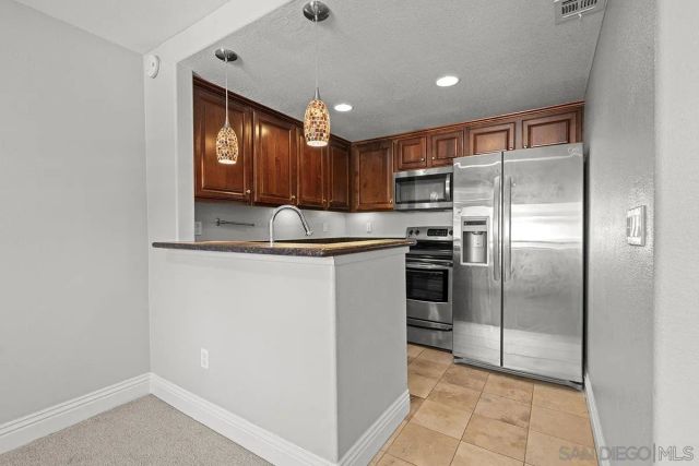 3957 Nobel Dr 208, San Diego, CA 92122