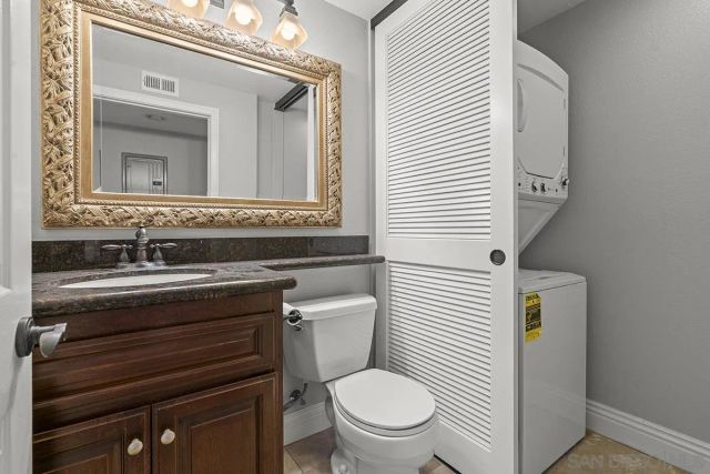 3957 Nobel Dr 208, San Diego, CA 92122
