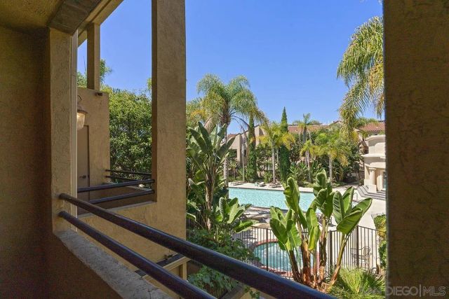 3957 Nobel Dr 208, San Diego, CA 92122