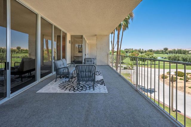 899 Island Drive 302, Rancho Mirage, CA 92270
