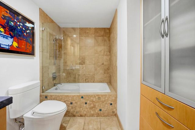 899 Island Drive 302, Rancho Mirage, CA 92270