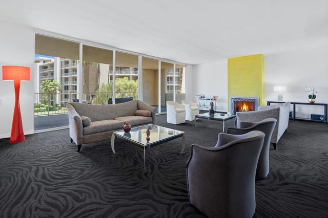 899 Island Drive 302, Rancho Mirage, CA 92270