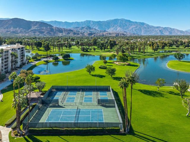 899 Island Drive 302, Rancho Mirage, CA 92270