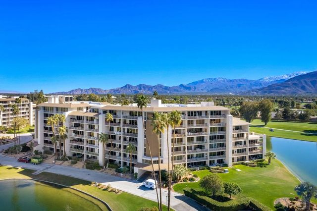 899 Island Drive 302, Rancho Mirage, CA 92270