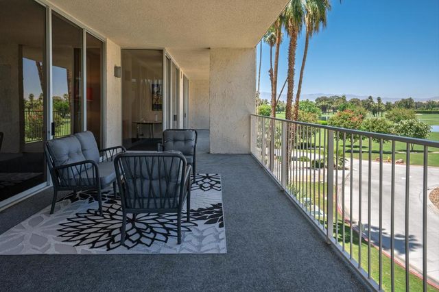 899 Island Drive 302, Rancho Mirage, CA 92270