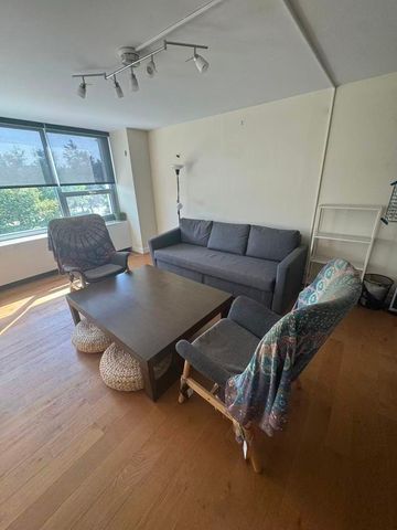 1700 E 56th Street 409, Chicago, IL 60637