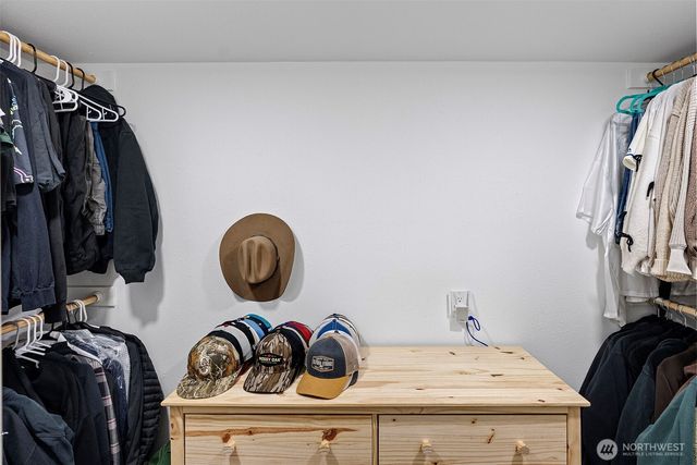 721 E McMickin Road, Shelton, WA 98584