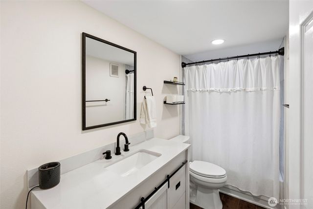 721 E McMickin Road, Shelton, WA 98584