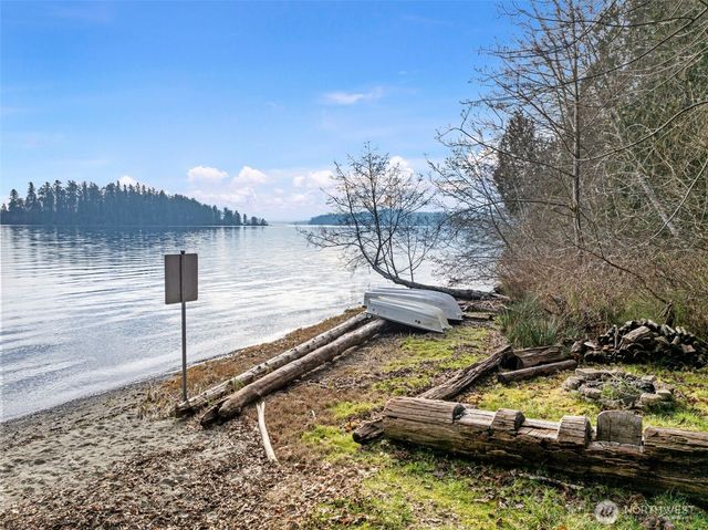 721 E McMickin Road, Shelton, WA 98584