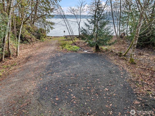 721 E McMickin Road, Shelton, WA 98584