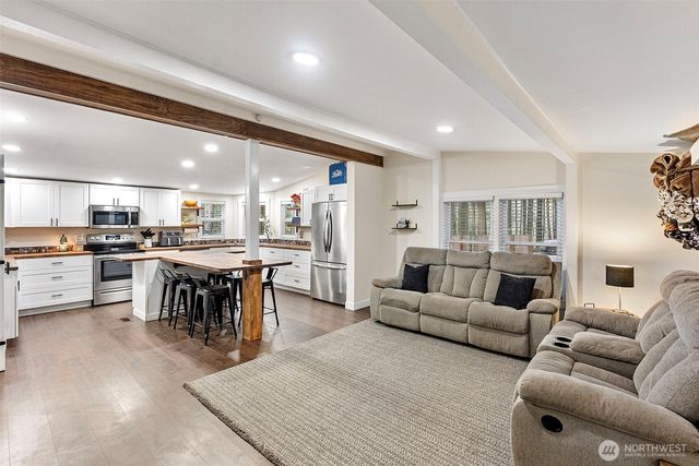 721 E McMickin Road, Shelton, WA 98584