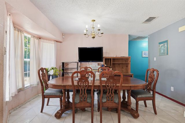 3534 Poquita Drive, Dallas, TX 75220