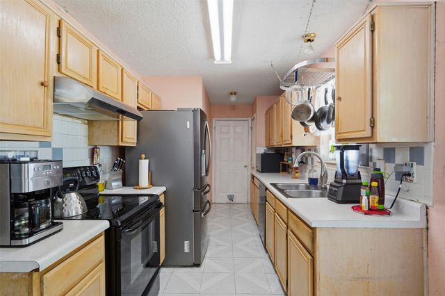3534 Poquita Drive, Dallas, TX 75220