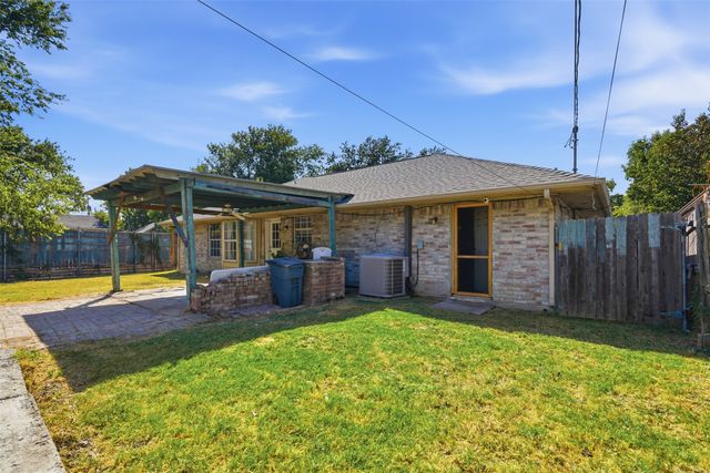 3534 Poquita Drive, Dallas, TX 75220