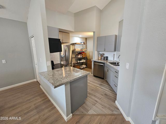 10301 N 70TH Street 224, Paradise Valley, AZ 85253