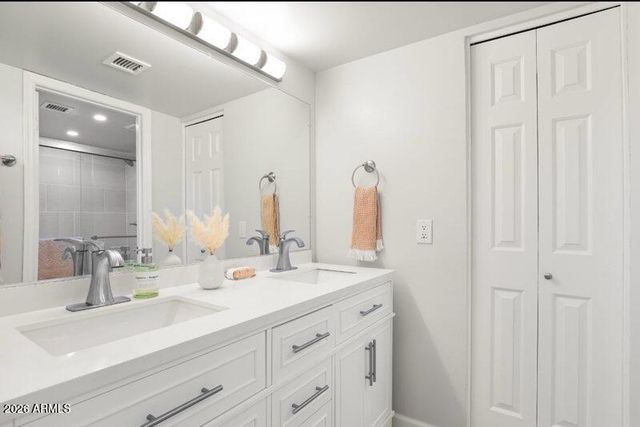 10301 N 70TH Street 224, Paradise Valley, AZ 85253