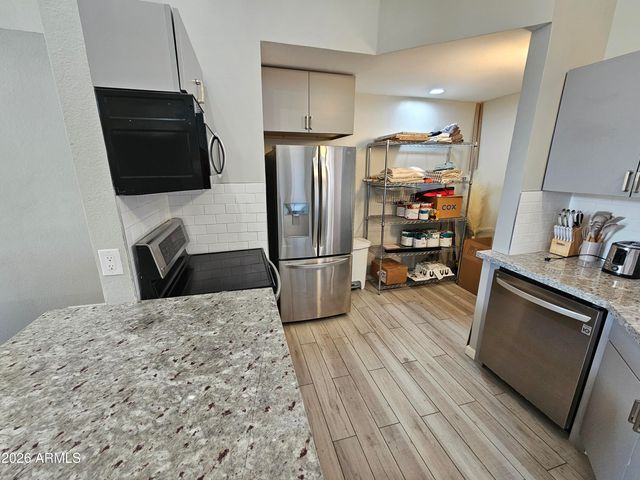 10301 N 70TH Street 224, Paradise Valley, AZ 85253