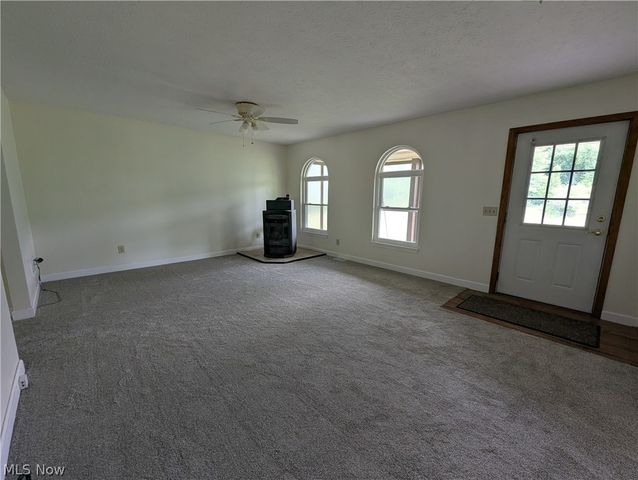 7394 Kniffen Road, Leroy, OH 44077