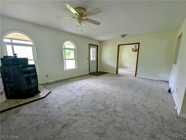 7394 Kniffen Road, Leroy, OH 44077