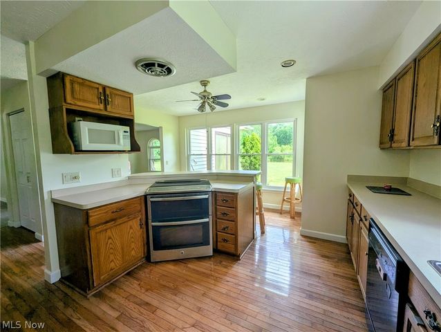 7394 Kniffen Road, Leroy, OH 44077