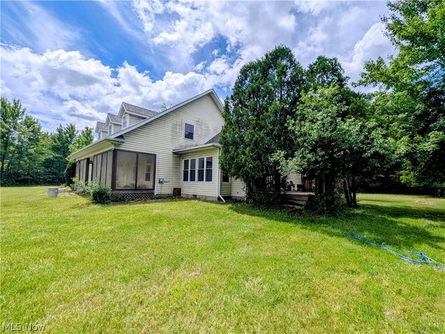 7394 Kniffen Road, Leroy, OH 44077