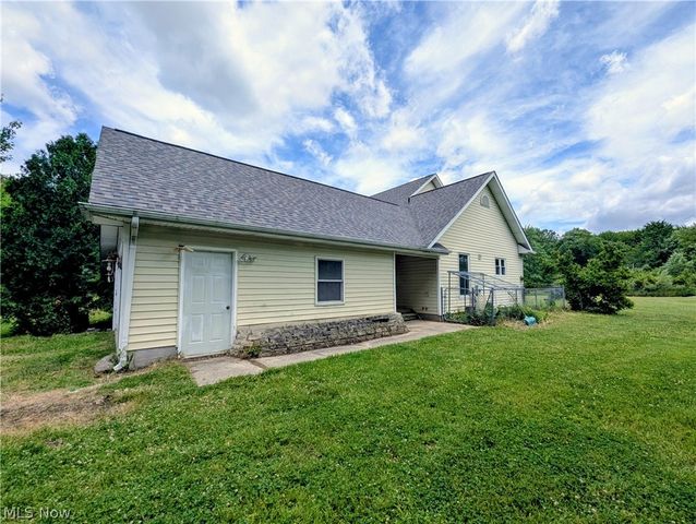7394 Kniffen Road, Leroy, OH 44077