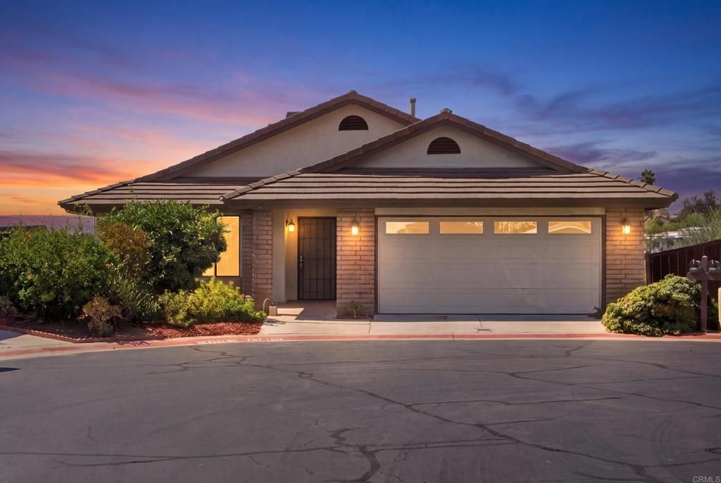 2032 Fiesta, Escondido, CA 92027 — photo 2