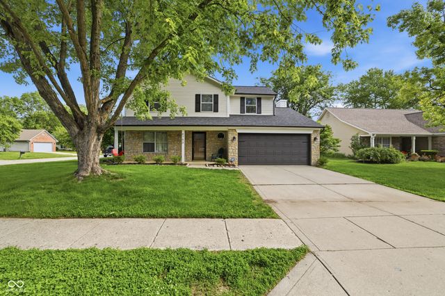 6750 Wild Cherry Drive, Fishers, IN 46038