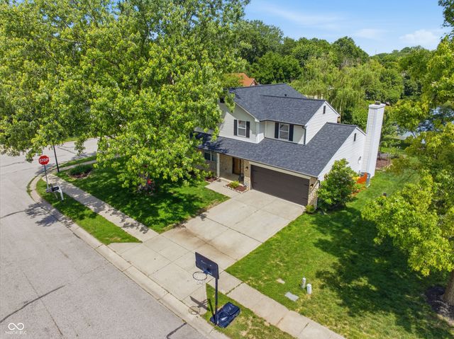 6750 Wild Cherry Drive, Fishers, IN 46038