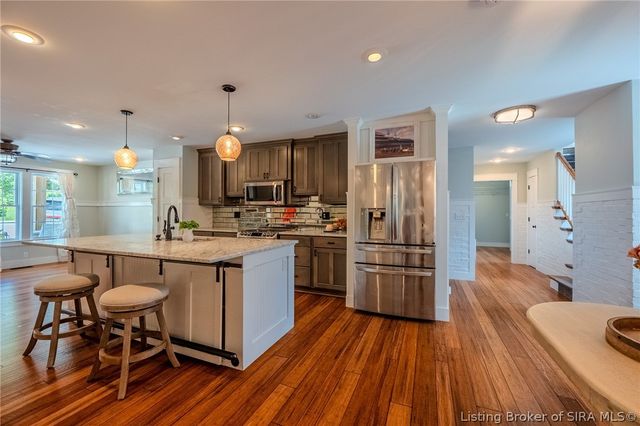 3723 Chapel Lane, New Albany, IN 47150