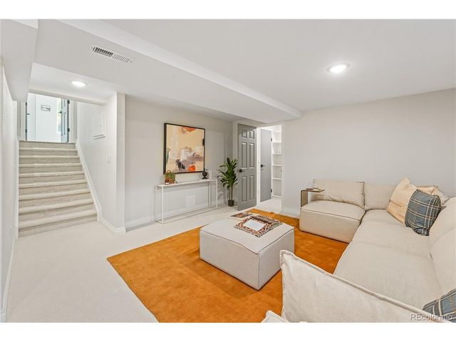 11 Long Spur, Littleton, CO 80127