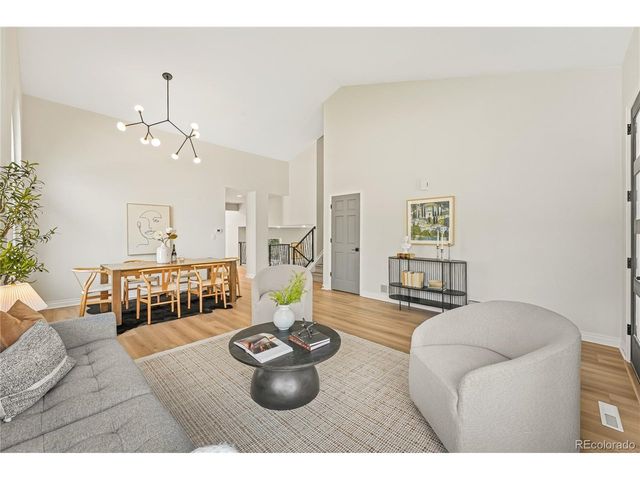 11 Long Spur, Littleton, CO 80127