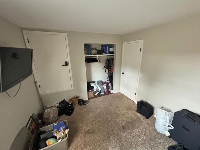17500 N Fruitport Road, Spring Lake, MI 49456