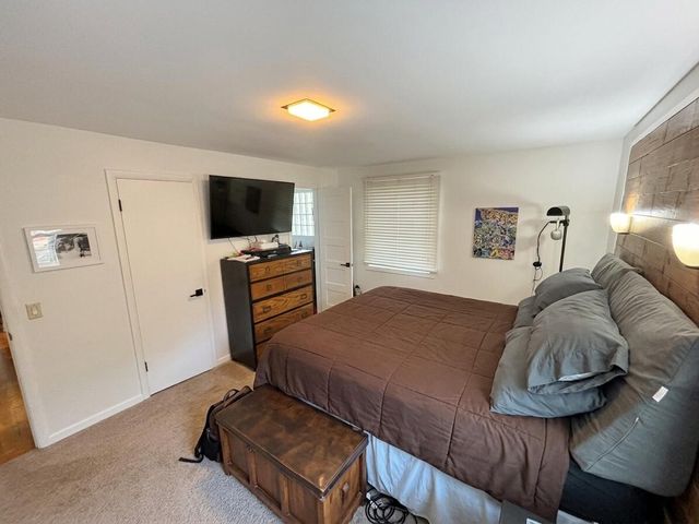 17500 N Fruitport Road, Spring Lake, MI 49456