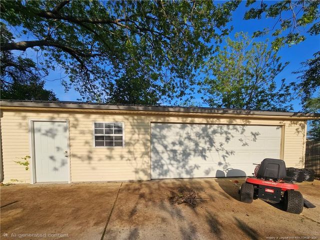 6500 Gate Post Court, Fayetteville, NC 28314