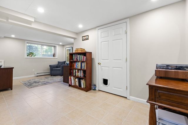 52 Rattlesnake Hill Rd, Andover, MA 01810