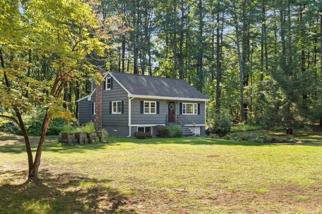 52 Rattlesnake Hill Rd, Andover, MA 01810