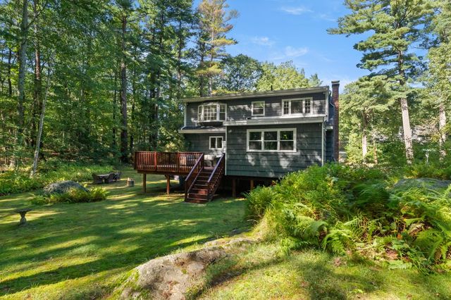 52 Rattlesnake Hill Rd, Andover, MA 01810