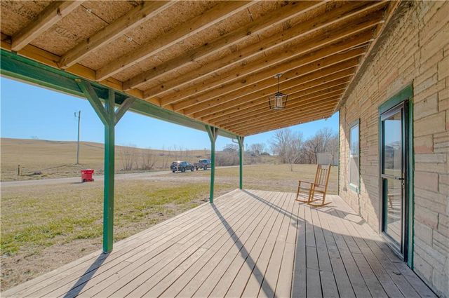 10336 Shach Creek Road, Excelsior Springs, MO 64024