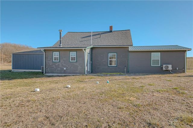 10336 Shach Creek Road, Excelsior Springs, MO 64024