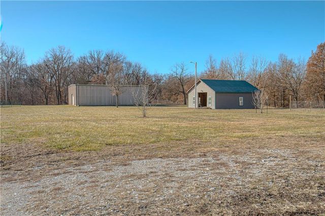 10336 Shach Creek Road, Excelsior Springs, MO 64024