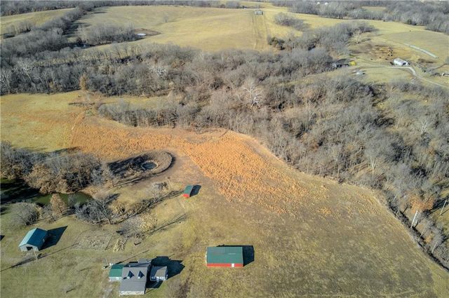 10336 Shach Creek Road, Excelsior Springs, MO 64024